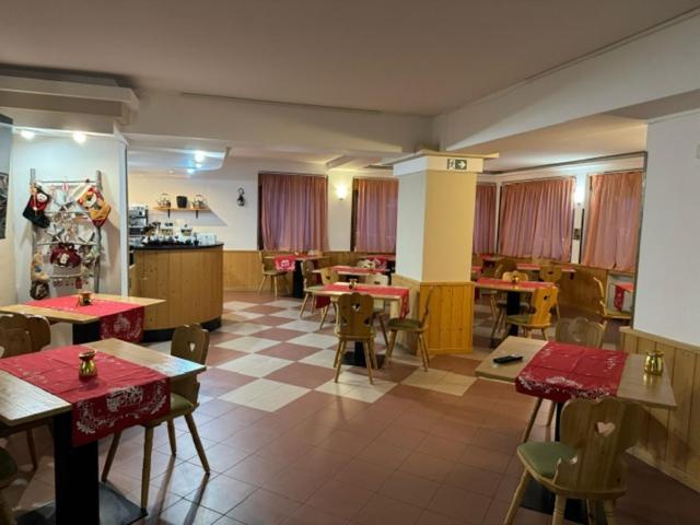 Life Hotels Des Alpes Folgaria Exterior photo
